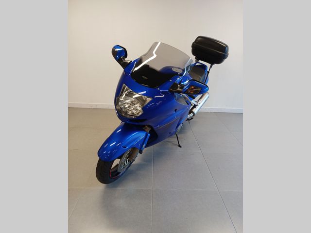 honda - cbr-1100--xx-super-blackbird