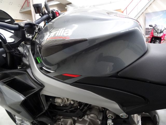 aprilia - tuono-660