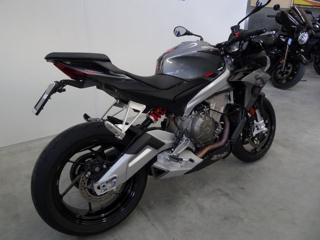 aprilia - tuono-660