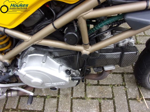 ducati - m-600