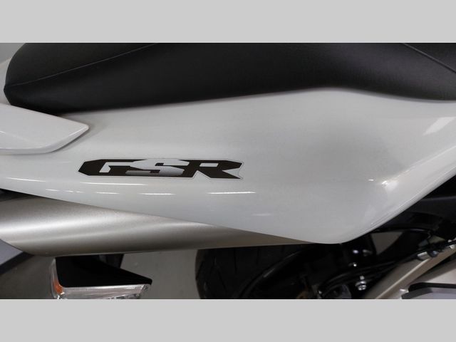 suzuki - gsr-600-a