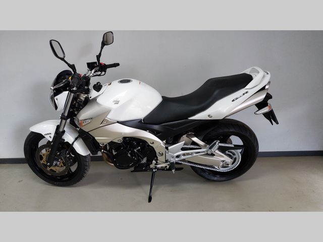 suzuki - gsr-600-a