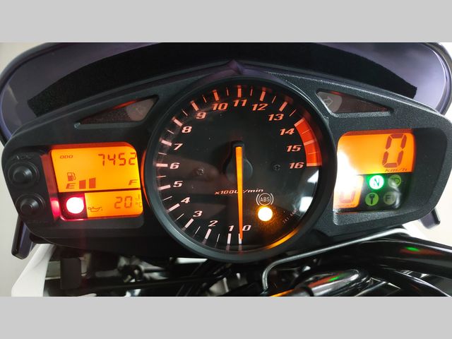 suzuki - gsr-600-a