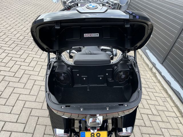 bmw - r-18-transcontinental