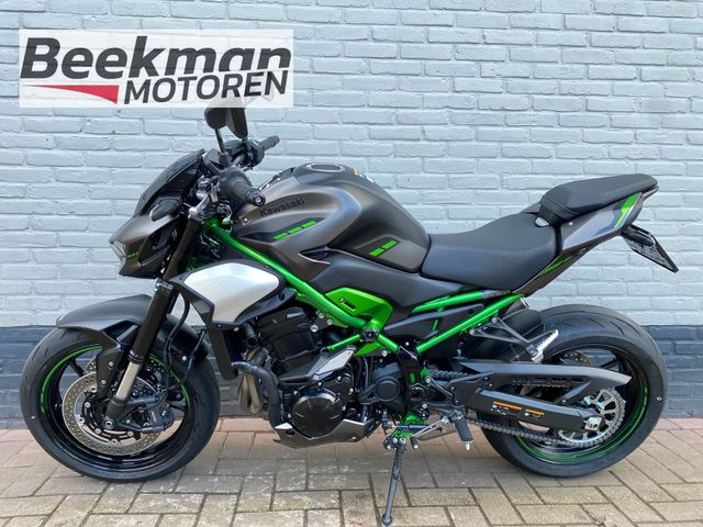 kawasaki - z900