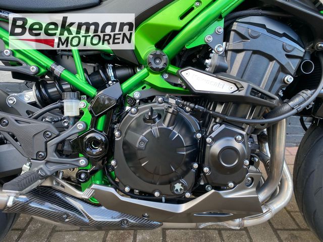 kawasaki - z900