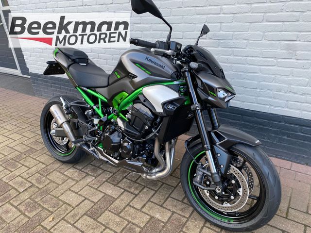 kawasaki - z900