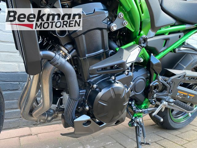 kawasaki - z900