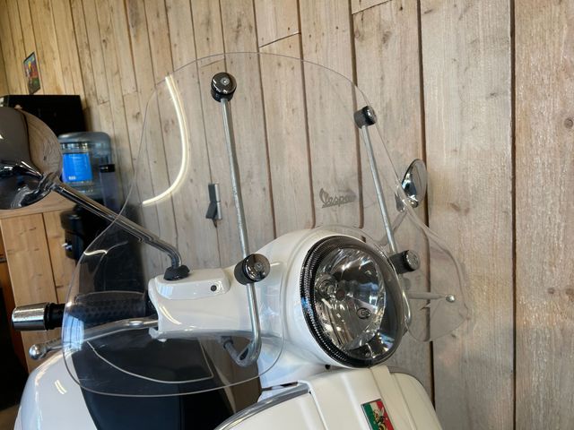 vespa - gts-300