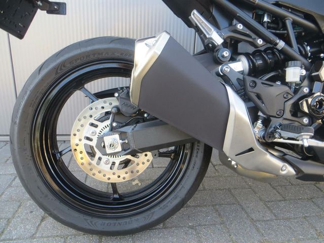 kawasaki - z900