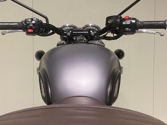 triumph - bonneville-t-120-black