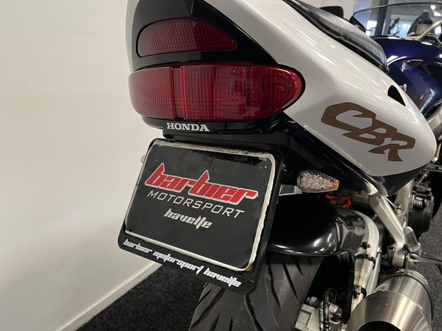 honda - cbr-900-rr-fireblade