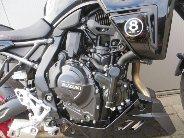 suzuki - gsx-8tt