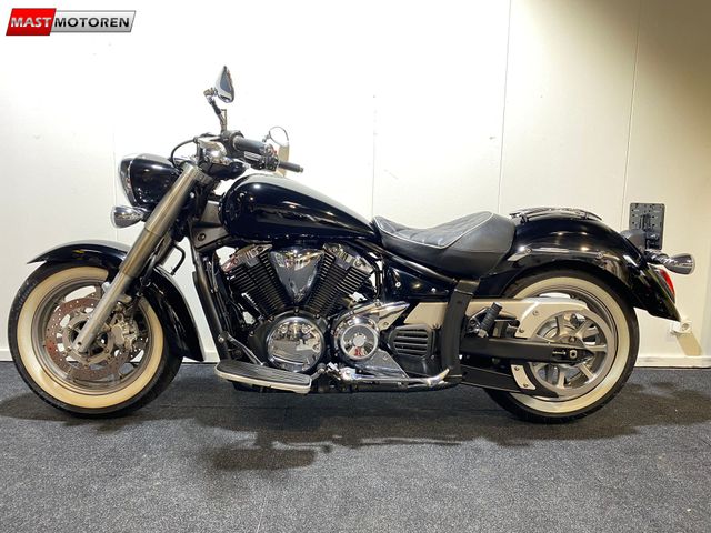 yamaha - xvs-1300-a-midnight-star
