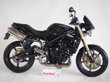 TRIUMPH STREET TRIPLE 675
