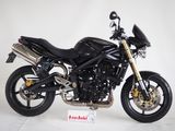 TRIUMPH STREET TRIPLE 675