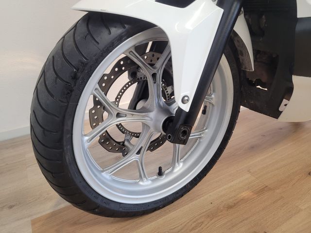 honda - nc-700-d-integra-c-abs