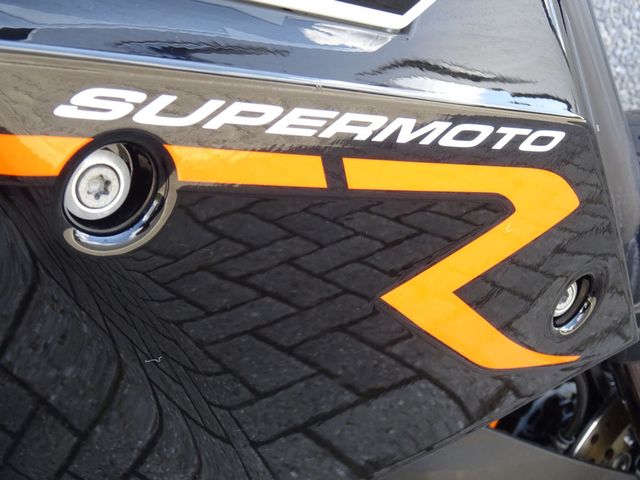 ktm - 990-supermoto-r