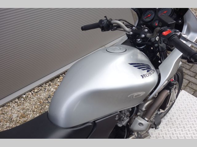 honda - cb-600-s