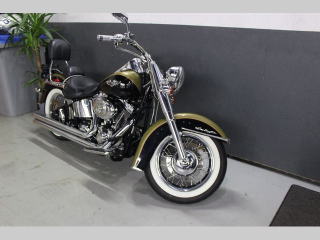 harley-davidson - softail-deluxe-flstn