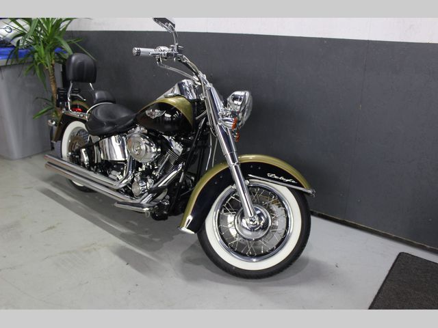 harley-davidson - softail-deluxe-flstn