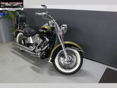HARLEY-DAVIDSON SOFTAIL DELUXE FLSTN – foto 4