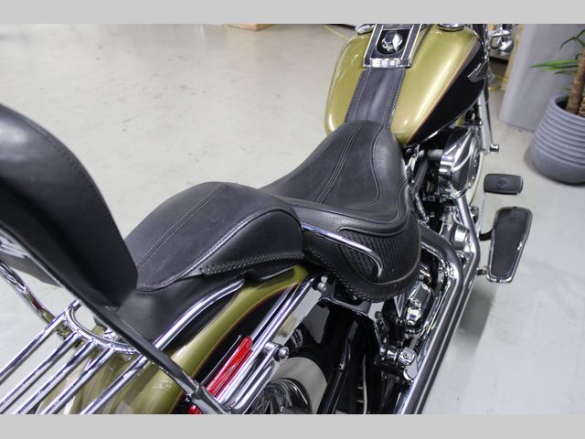 harley-davidson - softail-deluxe-flstn