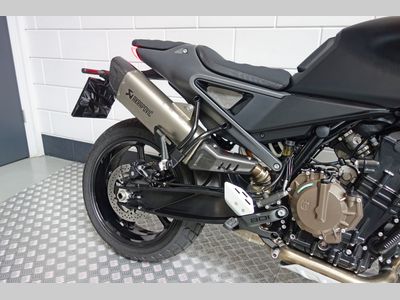 HUSQVARNA SVARTPILEN 801 – foto 4