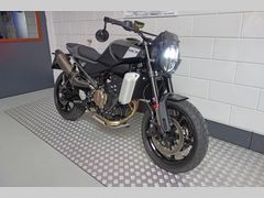 Husqvarna Svartpilen 801 2025 nieuw – foto 5 van 6