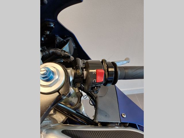 yamaha - yzf-r1
