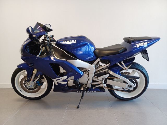 yamaha - yzf-r1
