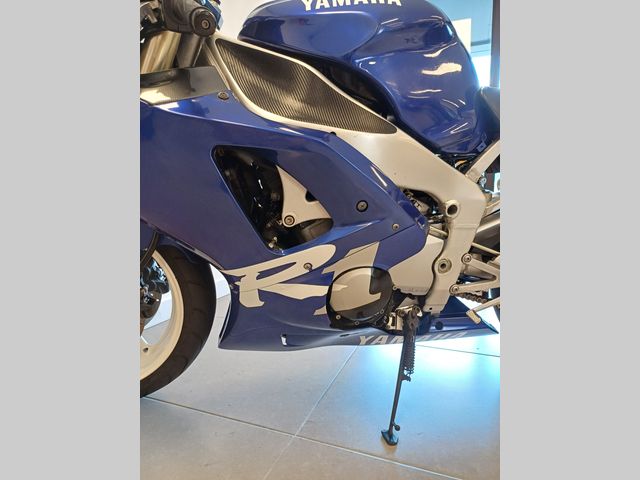 yamaha - yzf-r1