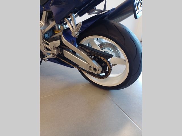 yamaha - yzf-r1