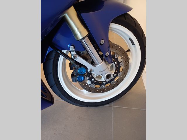 yamaha - yzf-r1