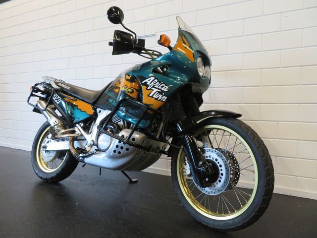 honda - xrv-750-africa-twin