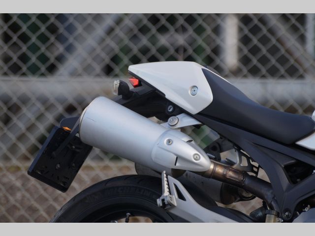 ducati - monster-696