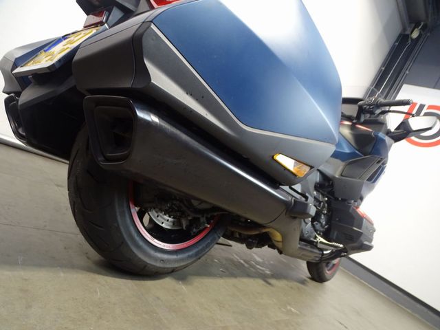 honda - gl-1800-goldwing-bagger