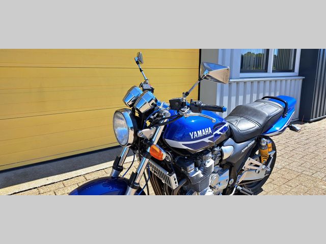yamaha - xjr-1300-sp