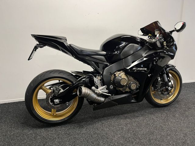 honda - cbr-1000-rr-fireblade
