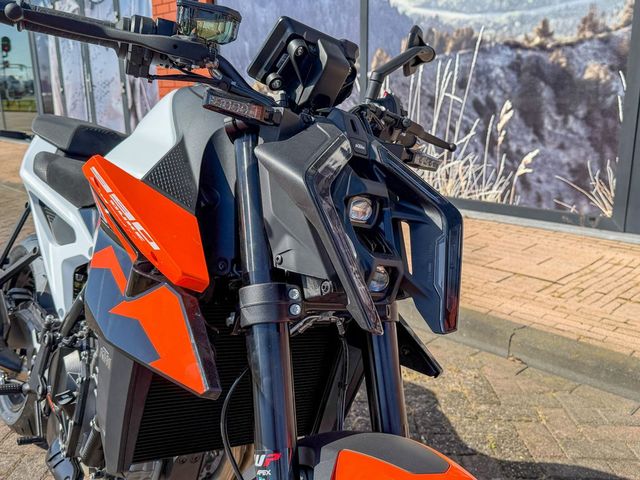 ktm - 990-duke