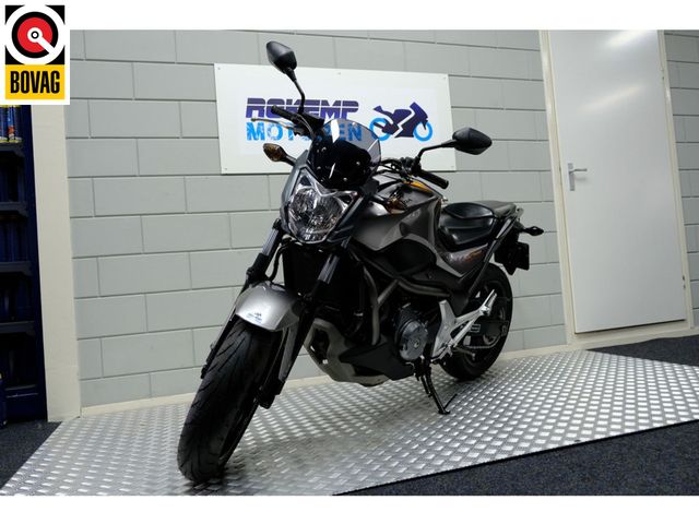 honda - nc-700-s-c-abs
