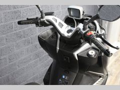 Kawasaki J 300 2014 occasion – foto 9 van 13