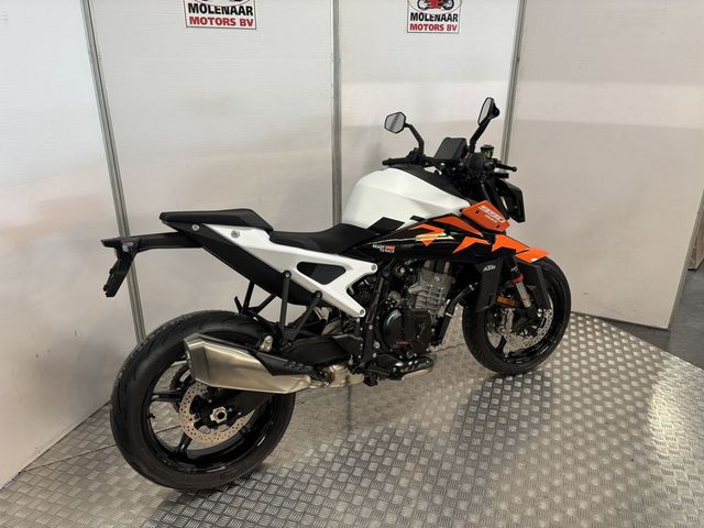 ktm - 990-duke