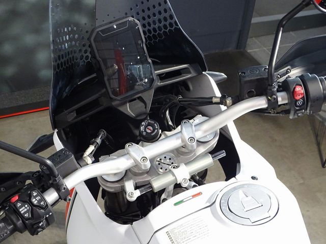 ducati - desertx