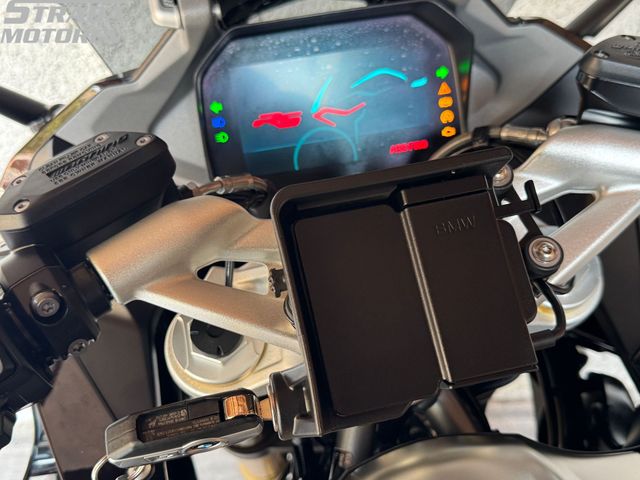 bmw - r-1250-rs