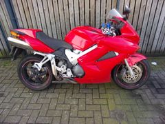 HONDA VFR 800