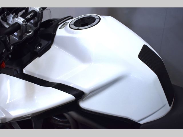 triumph - tiger-1200-xrt