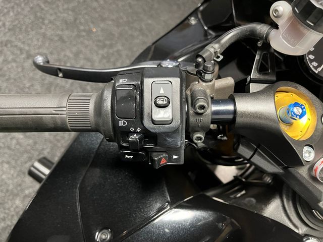 kawasaki - zzr-1400
