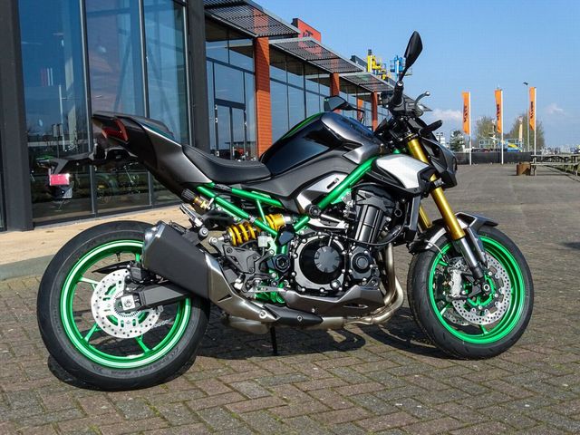kawasaki - z900-se