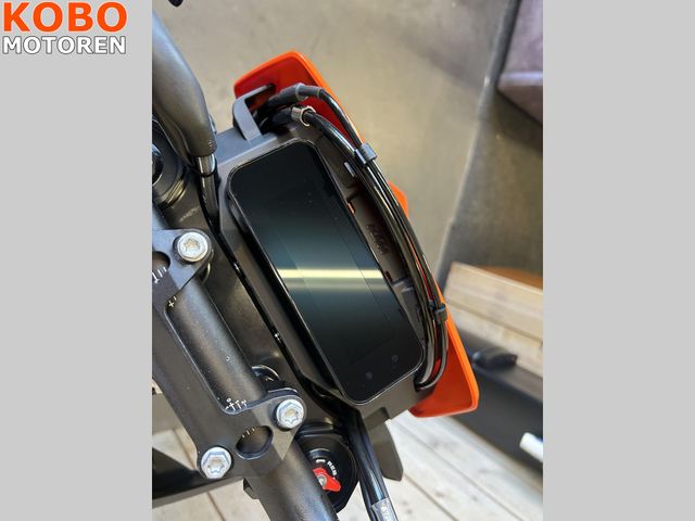 ktm - 690-smc-r
